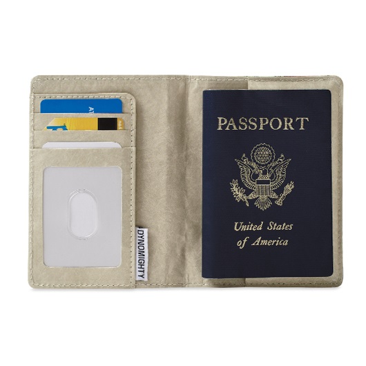 Dynomighty ארנק Tyvek דגם Passport - חותמות